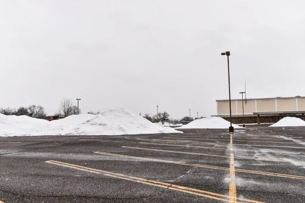 Winter Asphalt Maintenance for Businesses